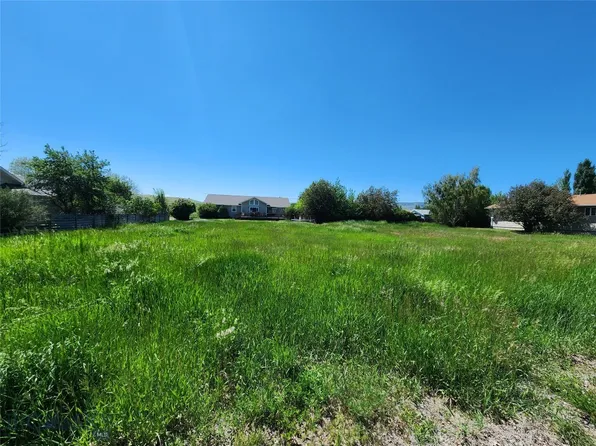 103 Ash Ln, Livingston, MT 59047