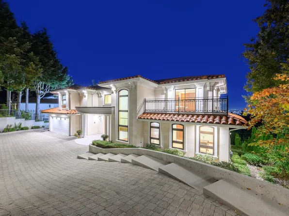 618 Hawstead Pl, West Vancouver, BC V7S 1T9