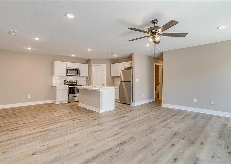 2945 S Maize Rd #1