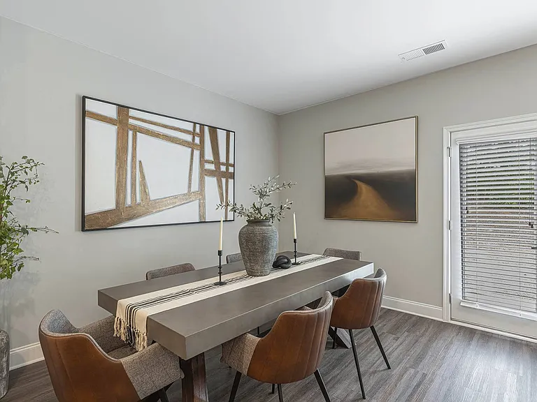 Tessa Barrow Crossing Townhomes — Photo 17