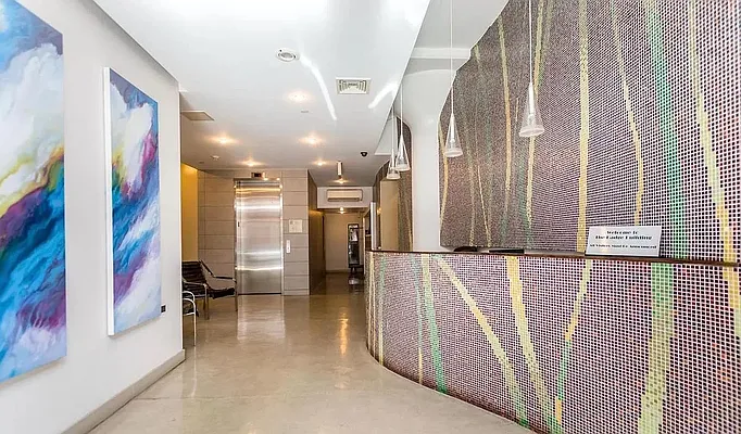 Rented by SERHANT. | media 9