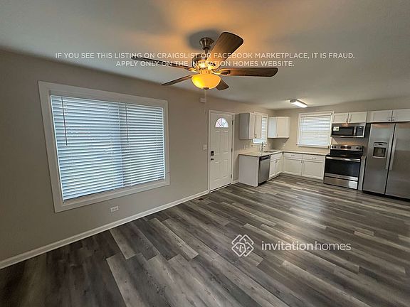 4th image of 3216 Holland Ln