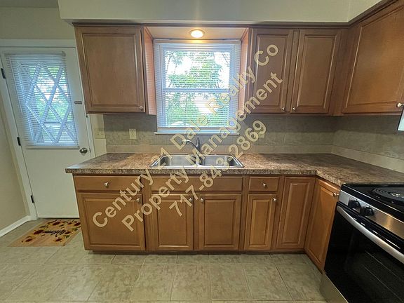 4th image of 74 Tonden Dr