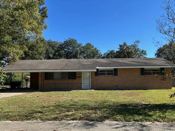 2425 Seracedar St, Baton Rouge, LA 70816
