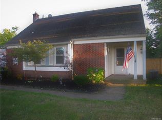 2937 Schoolview Rd, Eden, NY 14057