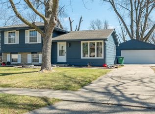 4405 64th St, Urbandale, IA 50322