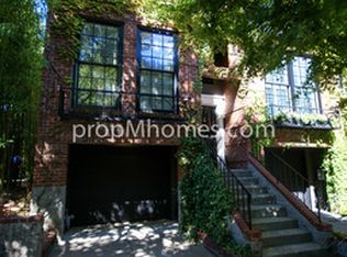 2377 NW Overton St, Portland, OR 97210