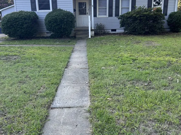 809 Paul St, Newport News, VA 23605
