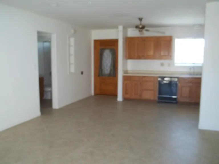 2176 Farwell St — Photo 2