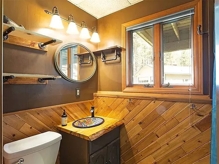 4020 Wakantanka Way — Photo 34