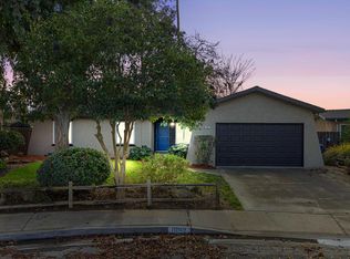 1622 Dennis Ave, Clovis, CA 93611