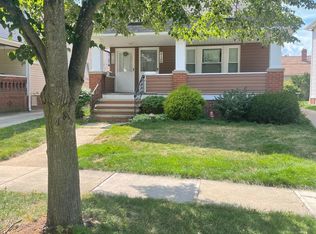 2126 Lewis Dr, Lakewood, OH