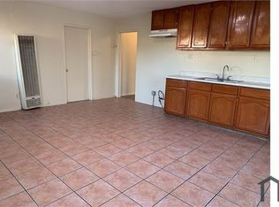 1166 1/2 E 43rd Pl, Los Angeles, CA 90011