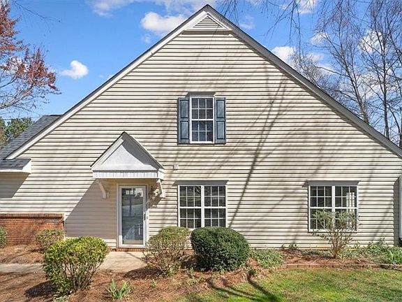 4th image of 5065 Bartholomews Ln
