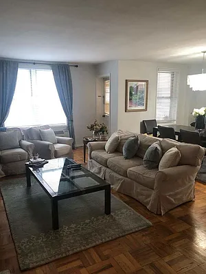 Rented by Century 21 Premier  | media 17