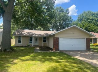 229 N Durkin Dr, Springfield, IL 62702