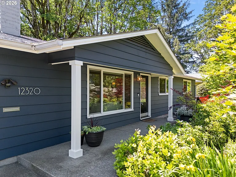 12320 SW Tremont St — Photo 19