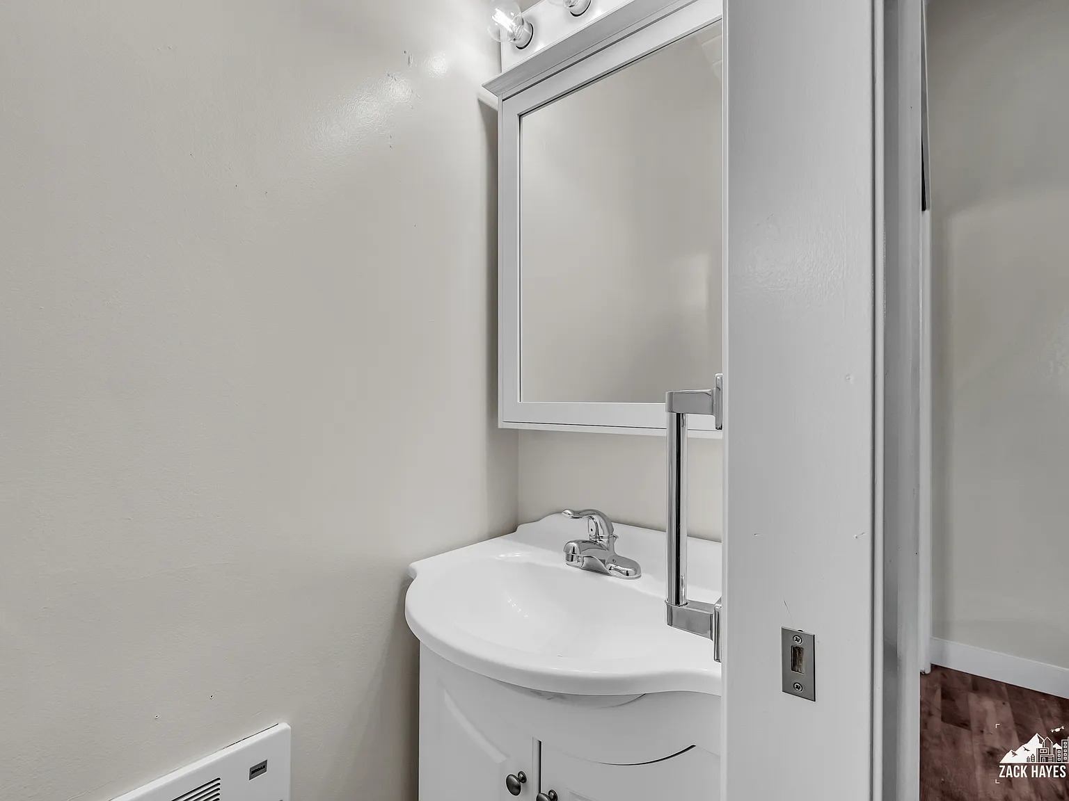 3 bed, 1.5 bath, 1200 sqft, $2,650 — Photo 4