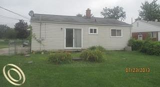 1st image of 32155 Birchwood St