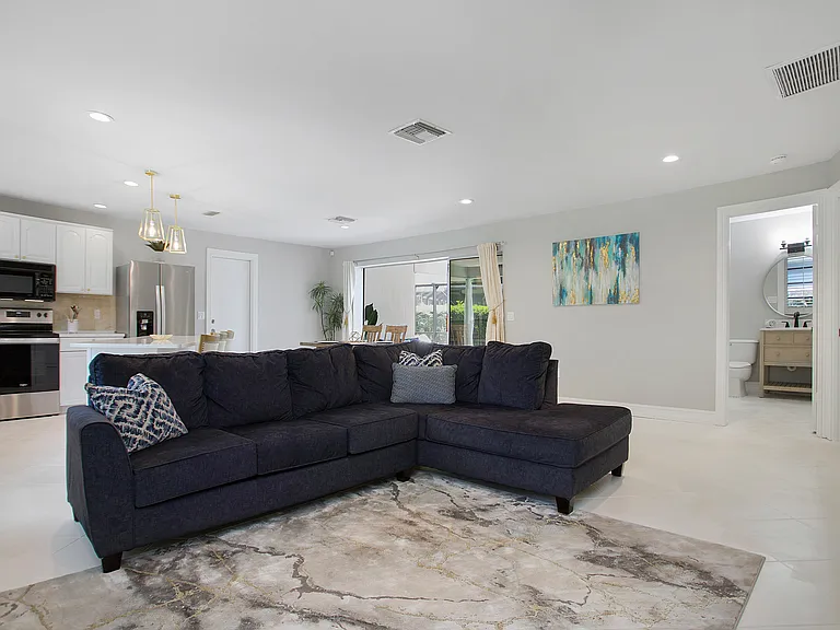27 Pebble Beach Blvd — Photo 23