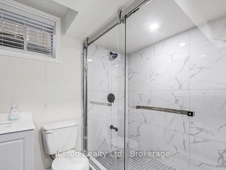 833 Farmstead Dr #BASEMENT — Photo 10