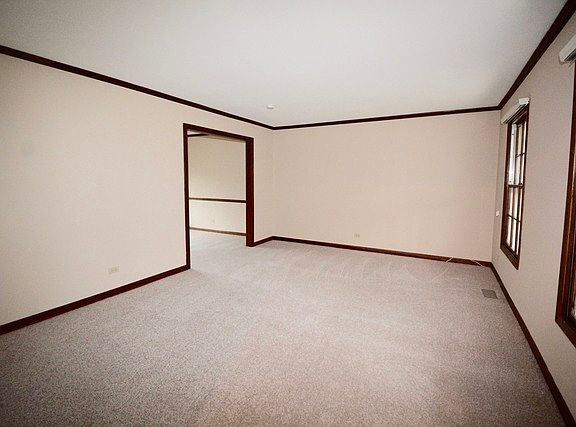 2nd image of 2320 Newport Dr