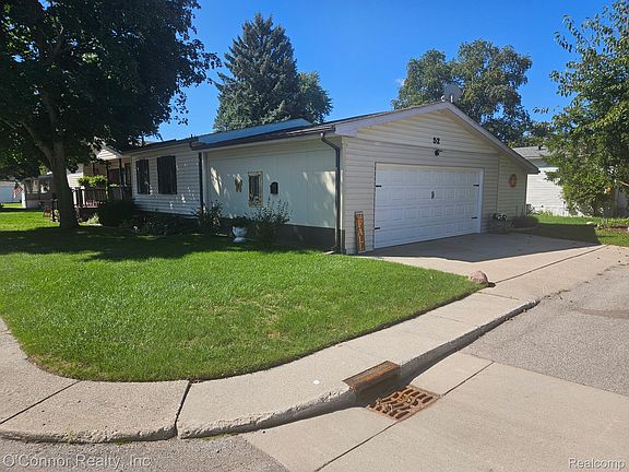 3rd image of 3333 Ravenswood Rd Lot 52