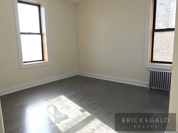 5th image of 270 Empire Blvd APT 4F