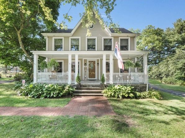 225 St Andrews Road, Walden, NY 12586