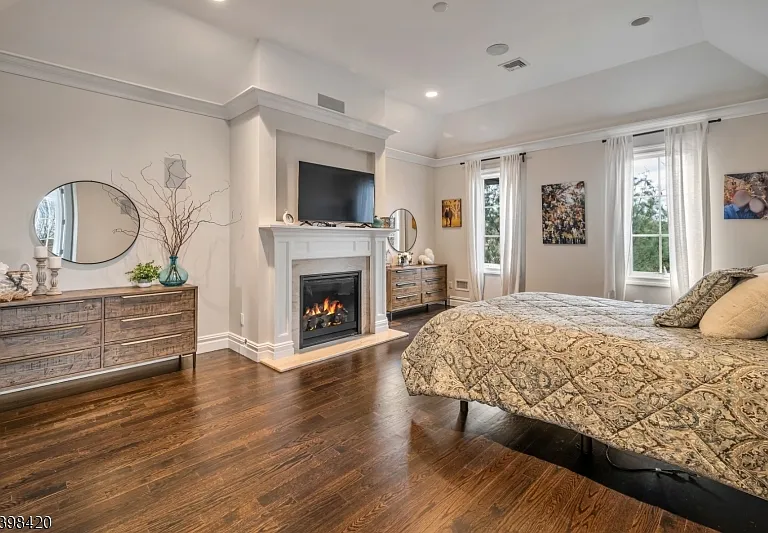 7 W Serafin Way — Photo 13