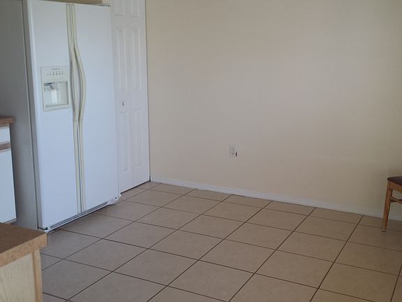 3rd image of 1139 Munster Ct