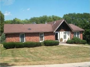 922 Citadel Dr, Weston, MO 64098