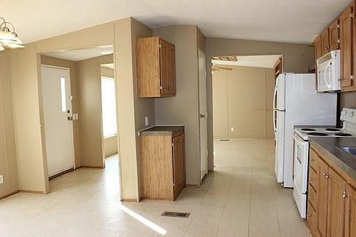 3rd image of 5735 Preston North Dr