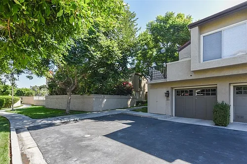 122 Stanford Ct #61 Photo 1