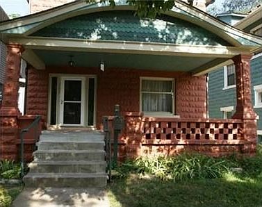 4th image of 3225 Charlotte St