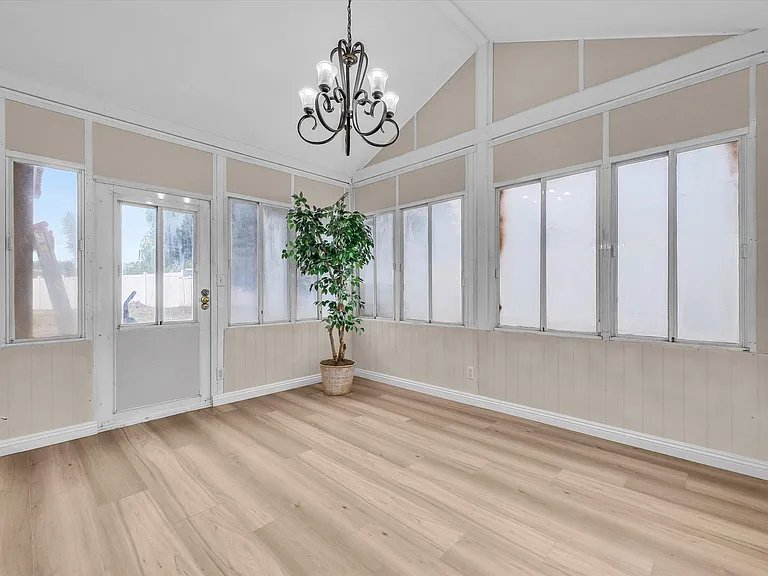5741 El Palomino Dr — Photo 19