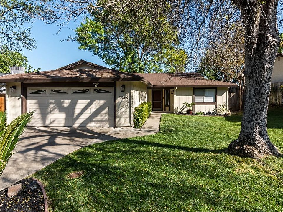 1st image of 2546 Pinnacles Dr