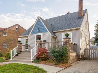 2225 Emily Ave, Lakewood, OH 44107