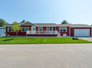 58 Settlement Loop, Kittery, ME 03904