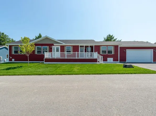 58 Settlement Loop, Kittery, ME 03904