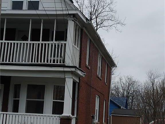 4th image of 1024 Niagara Ave