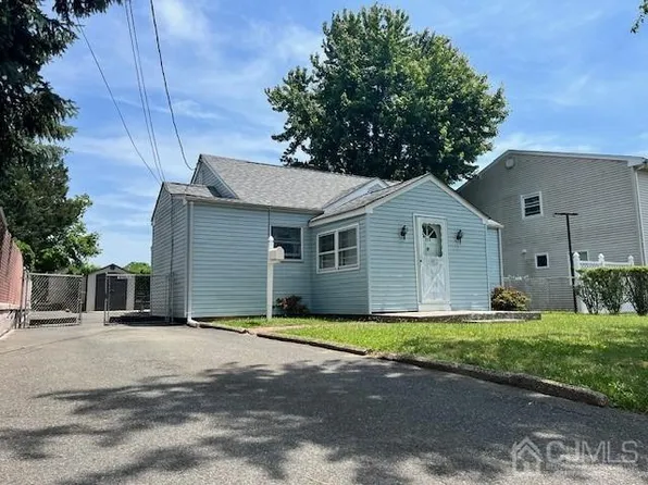 313 Woodland Ave, South Amboy, NJ 08879