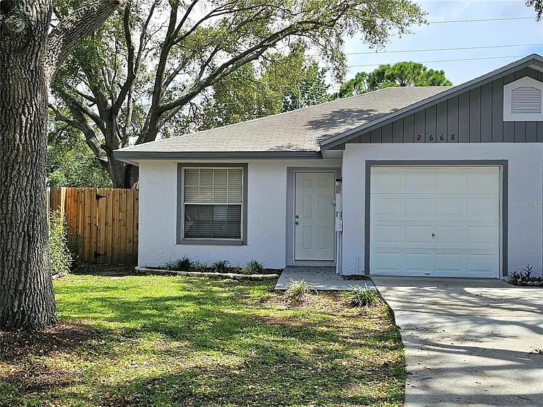 2668 Megan Ct — Photo 1