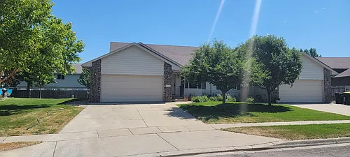 5006 S Baneberry Ave Photo 1