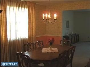 28 W High Ridge Rd, Cherry Hill, NJ 08003