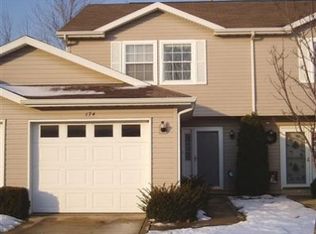 174 Summertree Dr, Chesterton, IN 46304