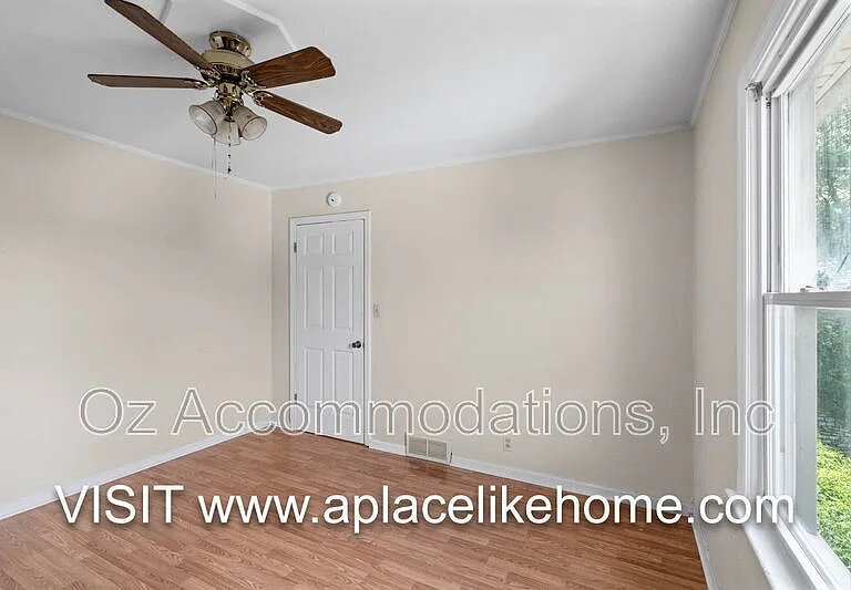563 S Ash Ave #3 — Photo 13
