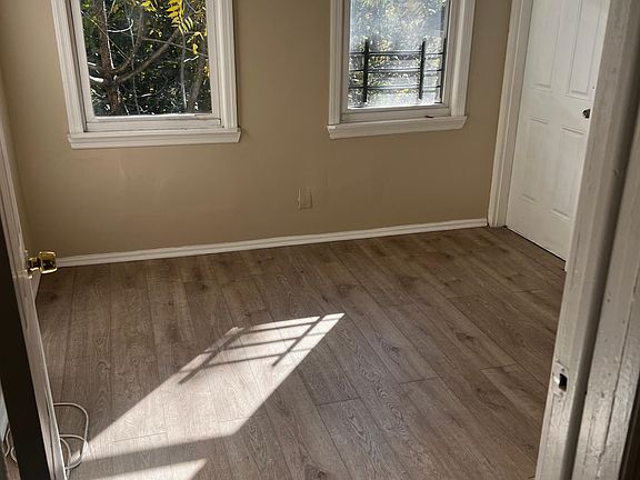 5th image of 336 S 6th St Floor 3