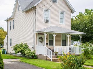 627 Pennsylvania Ave, Palmyra, NJ 08065