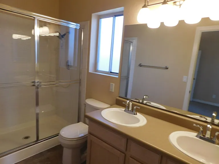 400 Opal Dr — Photo 17